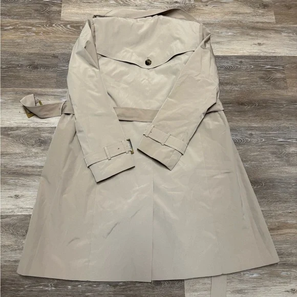 LONDON FOG— double breasted trench coat - Picture 5 of 5